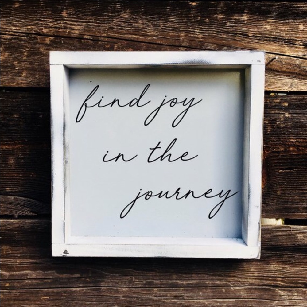 Gifts - Home Decor - Find Joy in the Journey